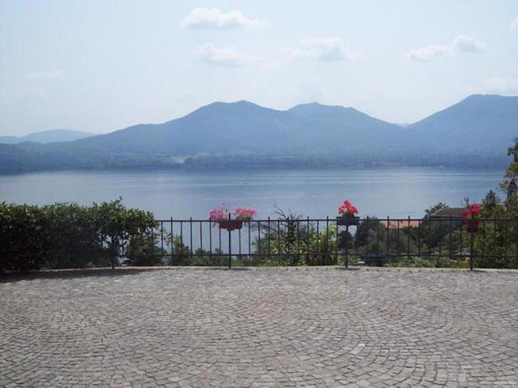 Holiday Home Barbara Oggebbio Quarto foto